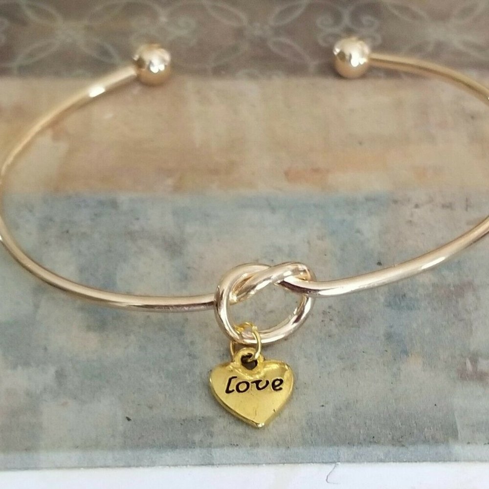 Infinity Love Knot Bracelet Gold Tone
